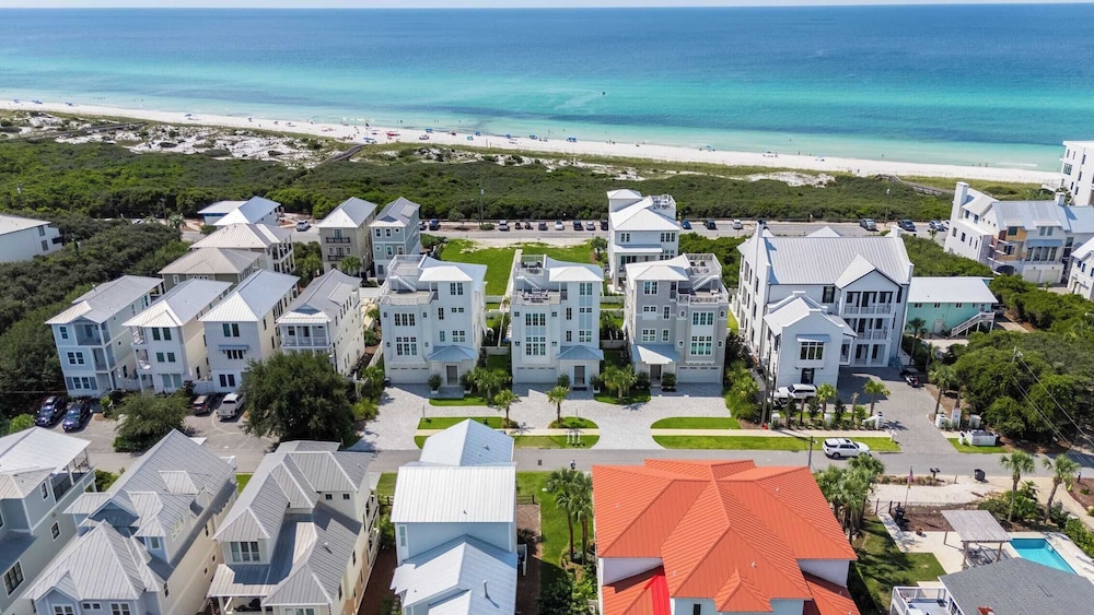 Sleeps 24 Beach Retreat w/ Pool, Rooftop Deck, Steps to Inlet Beach & Near Rosemary, Alys, Seacrest Dining & Shops The Palm 30A by Avantstay