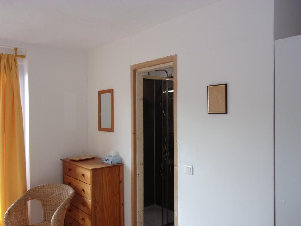 Photo 42