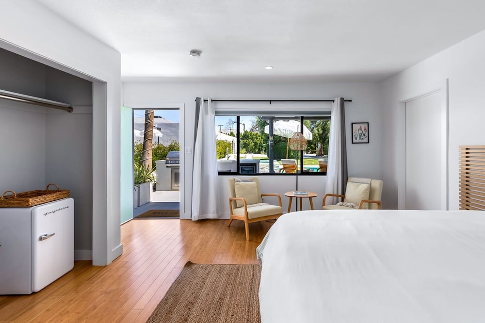 The Yucca Hotel- Entire Boutique Buyout