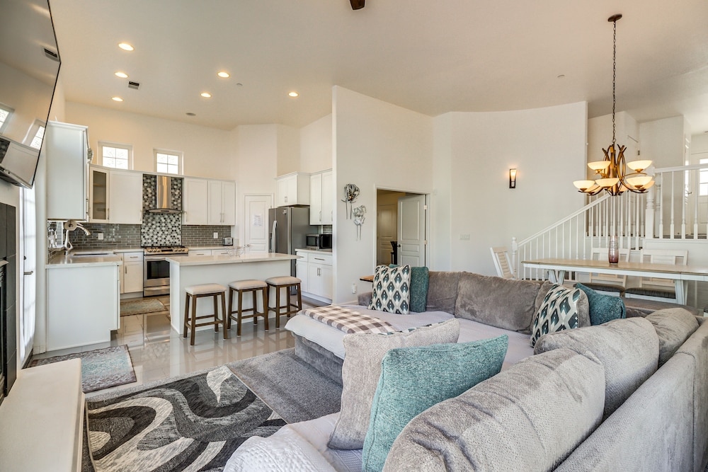 Sparks Home w/ Lake Access, 5 Mi to Downtown Reno! - Property Image 20