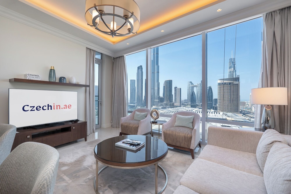 Luxury Living Spectacular Burj Views