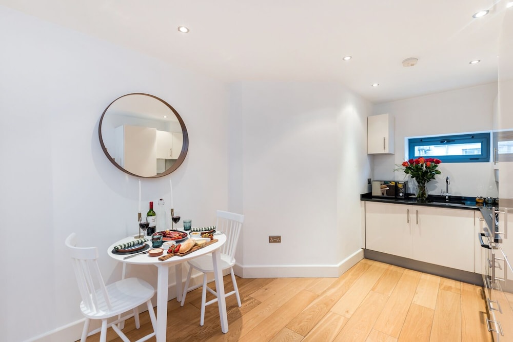 Farringdon Apartments