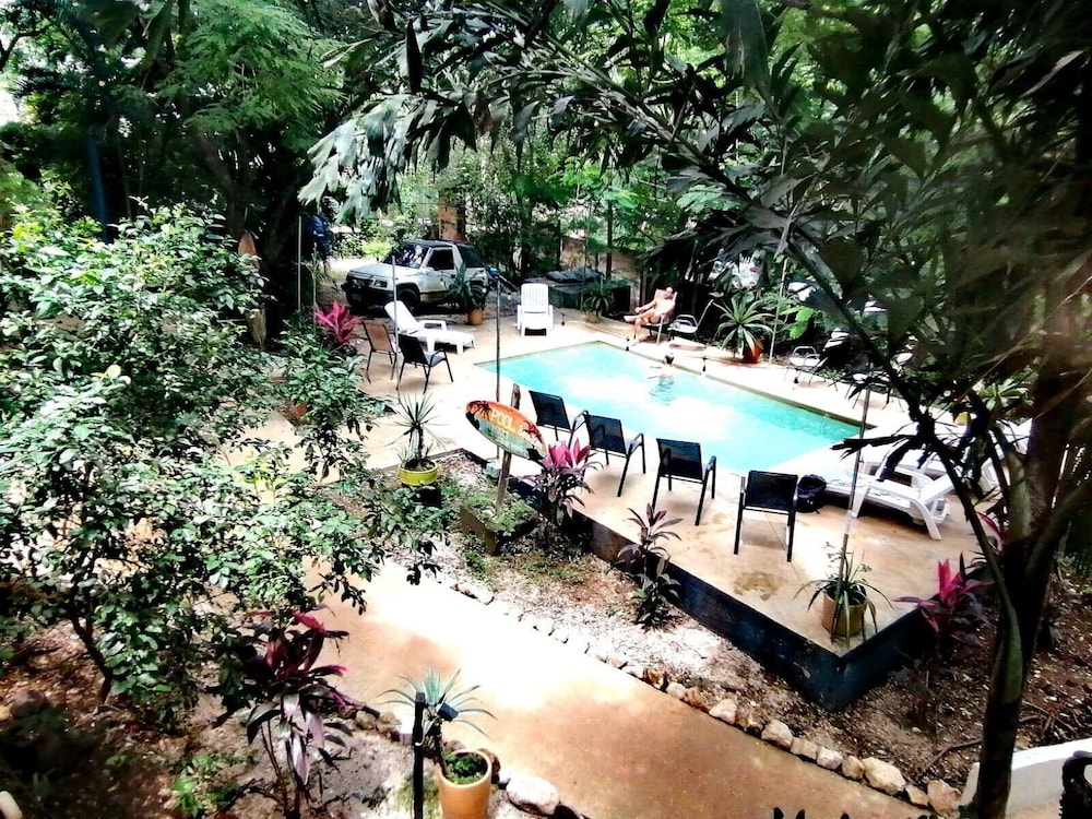 Casa Pura Vida Surf Hostel