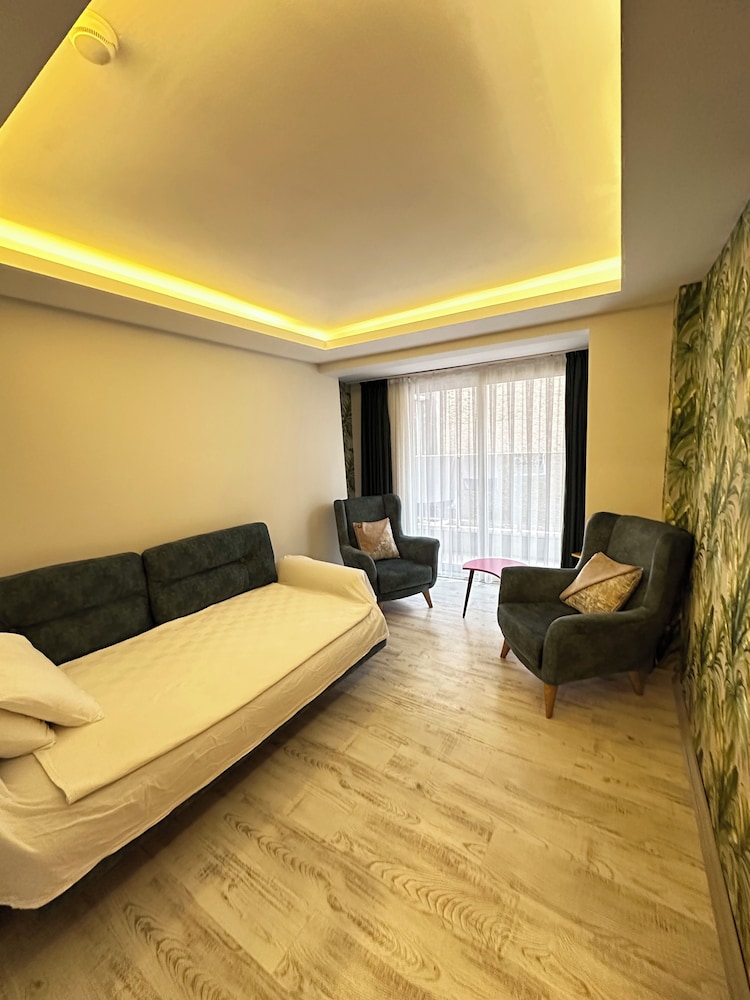 Mogons Exclusive Hotel - Image 62