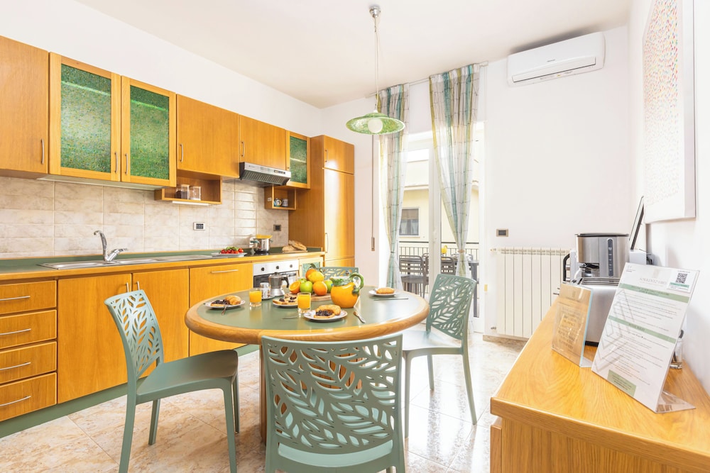 New Family 3 Bedrooms House In Sorrento