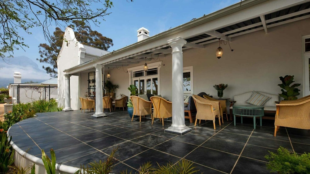 Banhoek Corner Guesthouse view 4