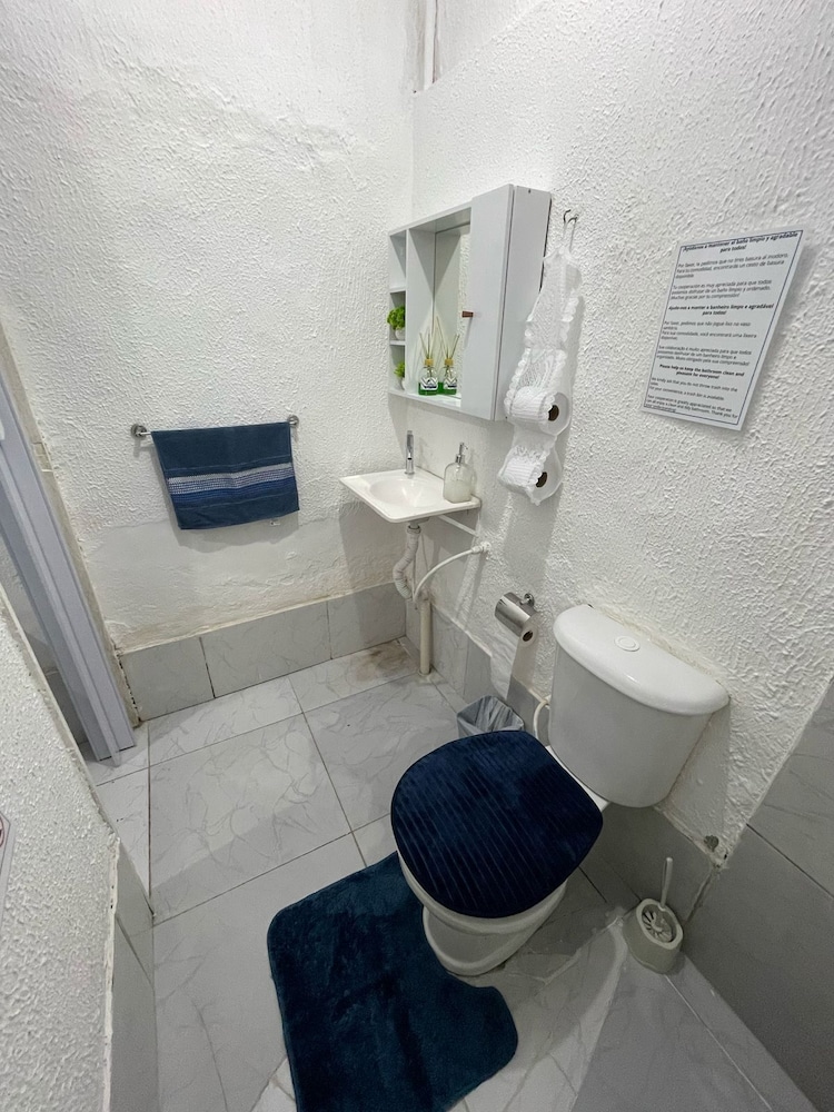 Primos Hostel & House