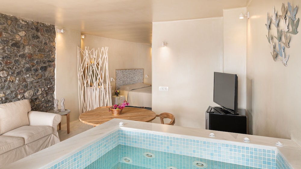 Armeni Luxury Villas — 9
