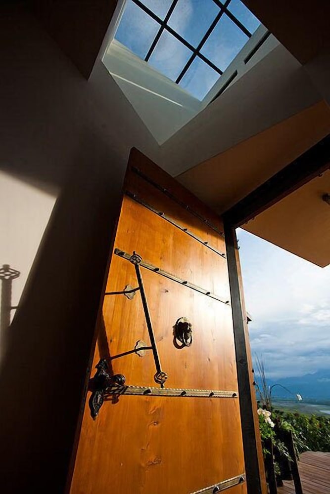 Yi-He Golden Homestay