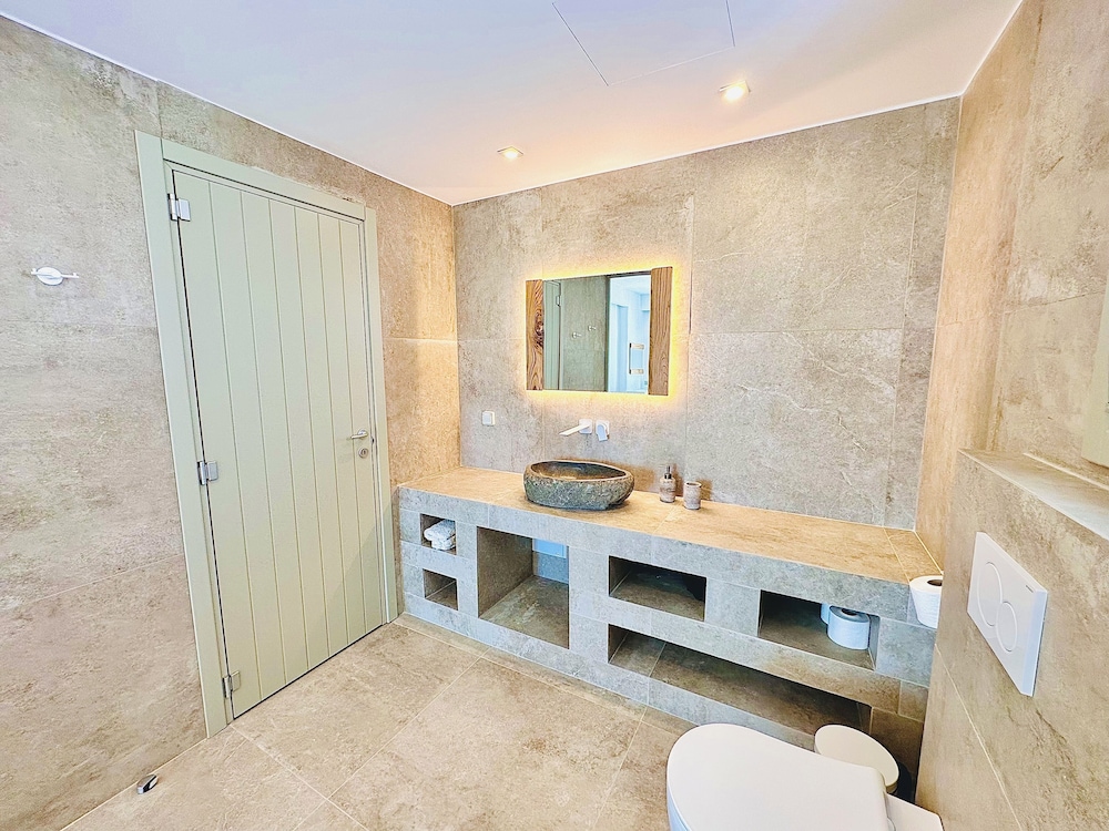 Aeris suites pori