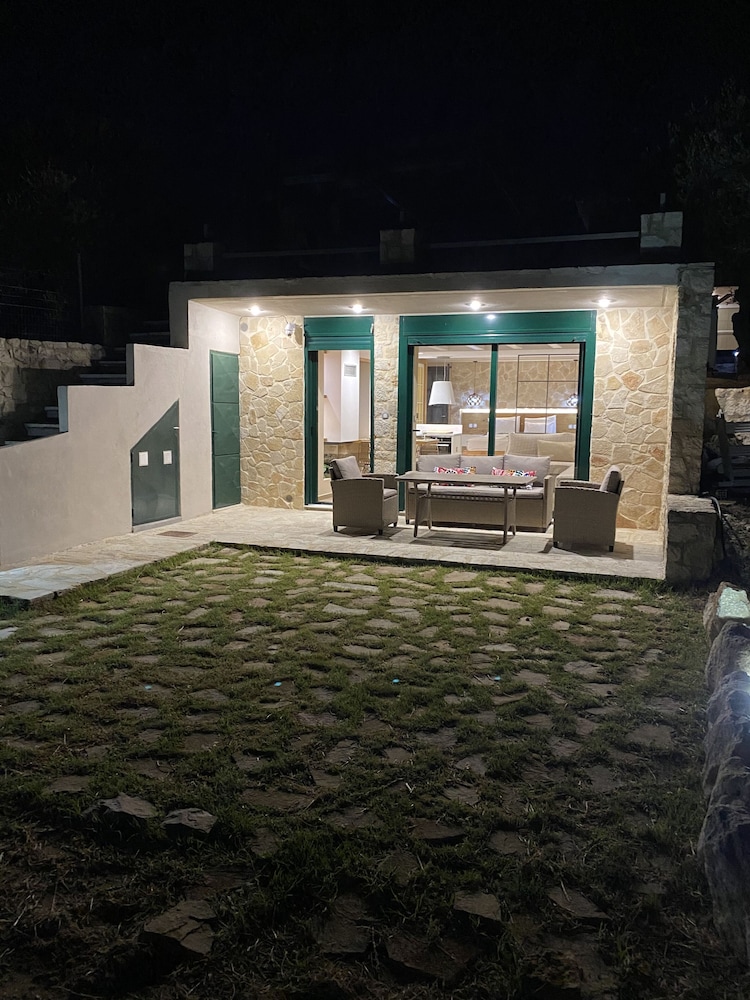 Papaduke House Kalives-Chania - Panoramic Sea View