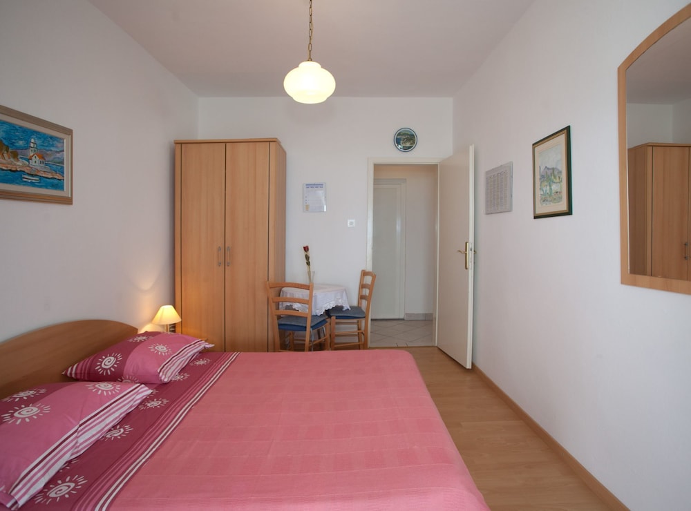 Apartments Toplak