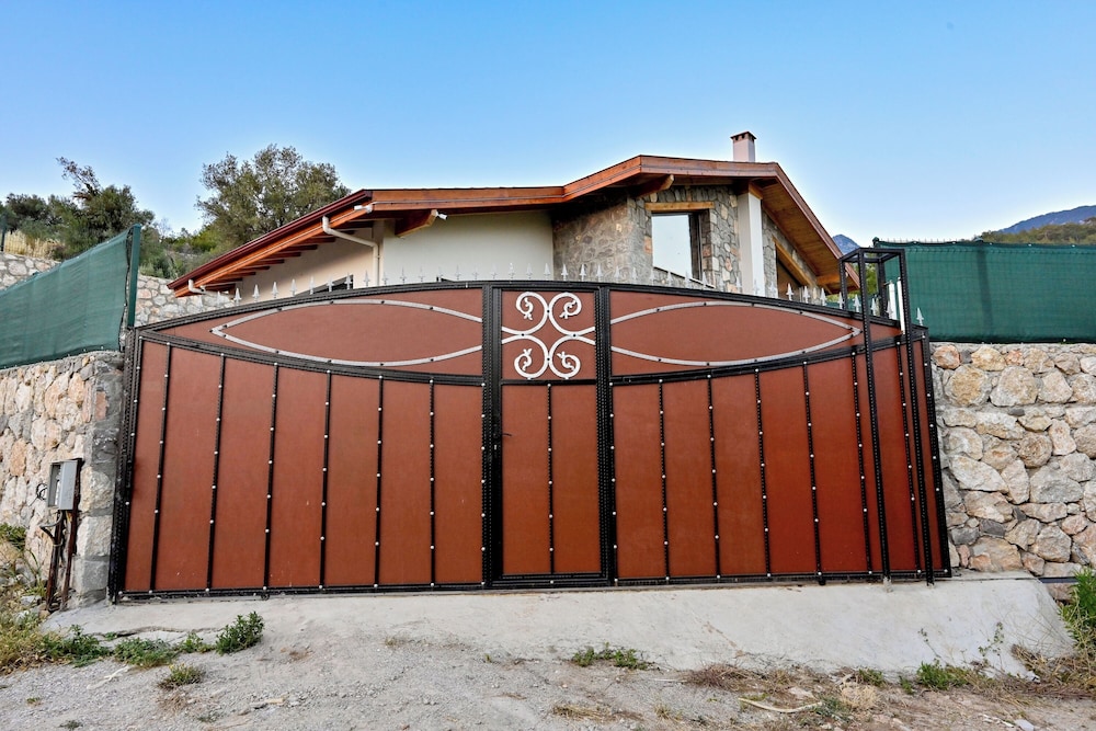 Yaka Esinti Villa