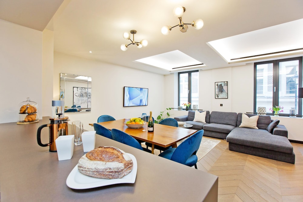 2-bed Superior Apt 103