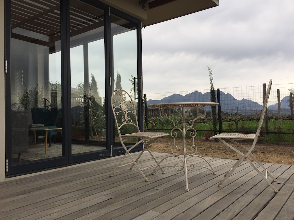 Sunrise and Sunset Apartments at Domaine Coutelier