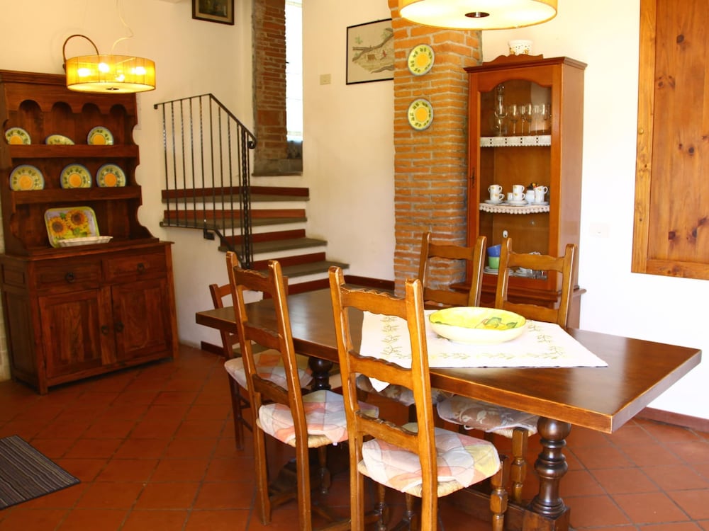 Holiday Home in Tuscany With Pool & Garden