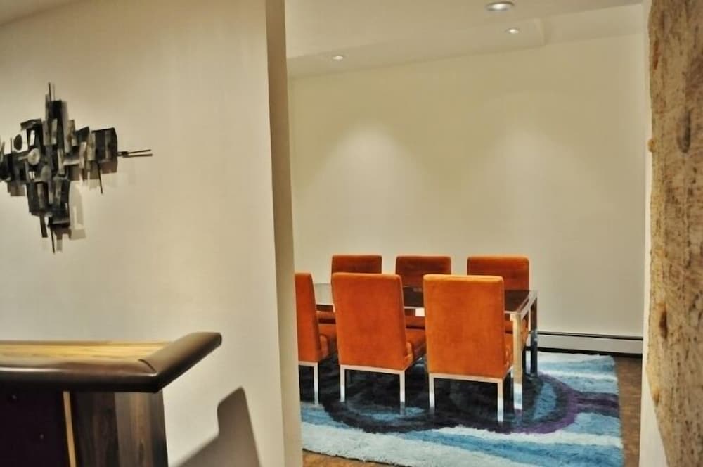 meeting & event spaces