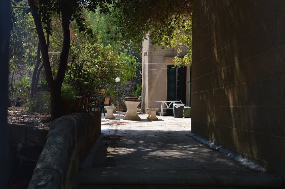 Villa Alice Resort