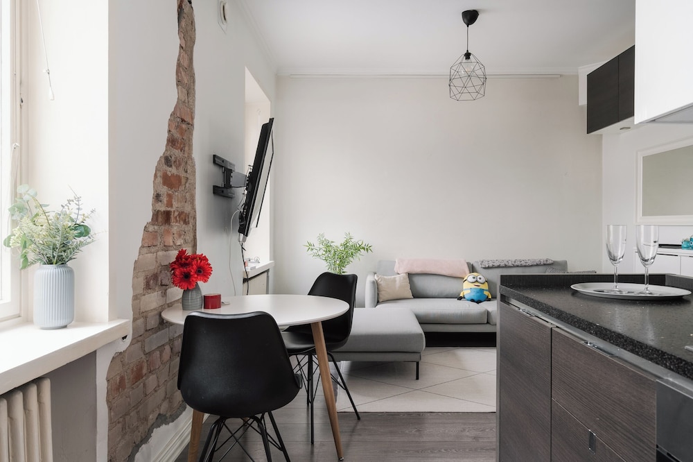 Renovated Top Floor Studio in Kallio