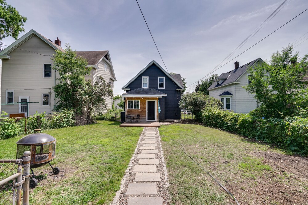 Pet-friendly Saint Paul Home Near Allianz Field!