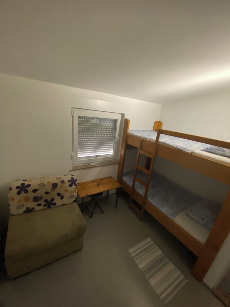 Hostel Kantun