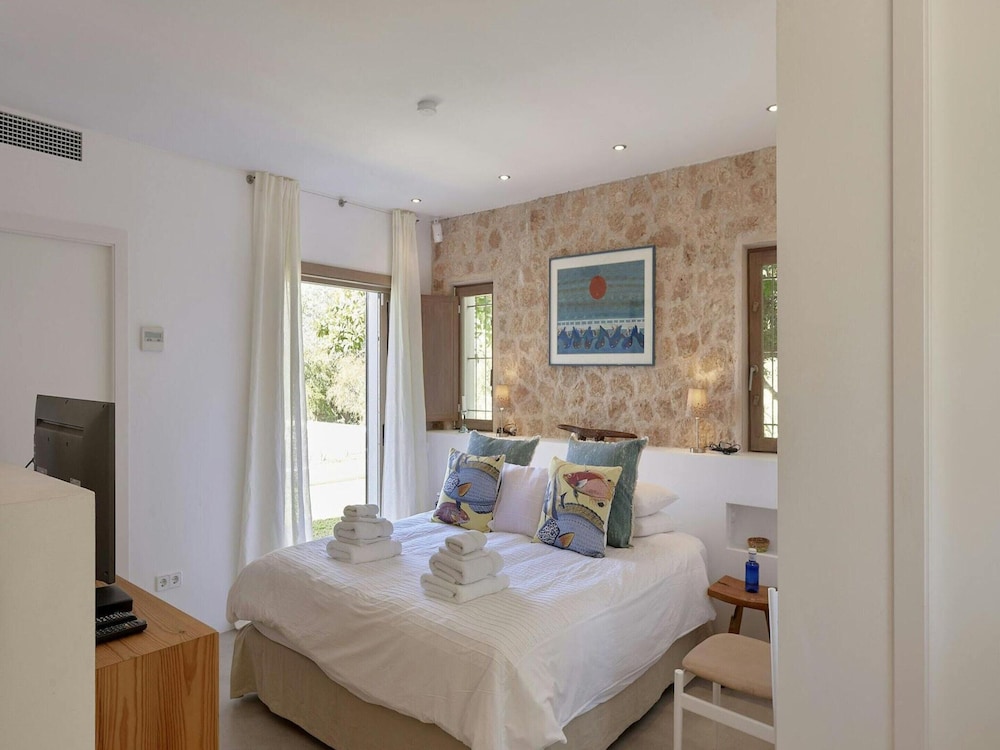 Holiday Home With Central Heating
