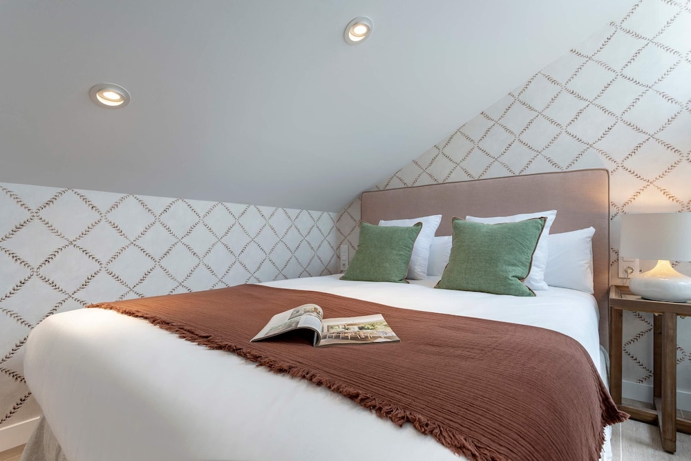 Exclusive 2-bedroom Near the Cathedral. San Matías I