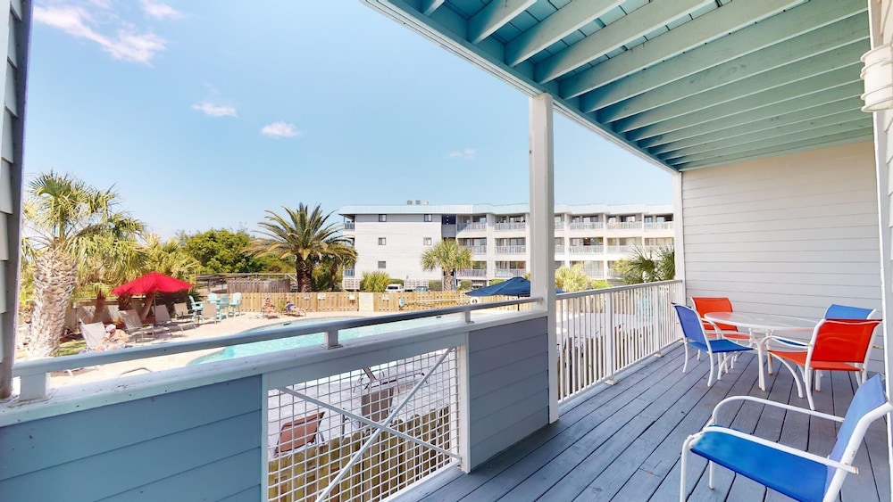 Bay View Villas 1 by Tybee Vacation Rentals