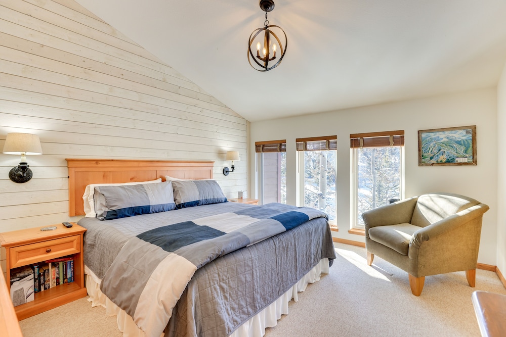 Fantastic Fraser Condo: Year-round Family Getaway