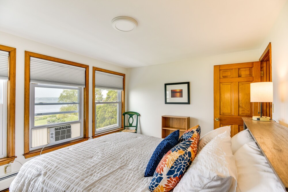 Waterfront Massachusetts Vacation Rental w/ Deck
