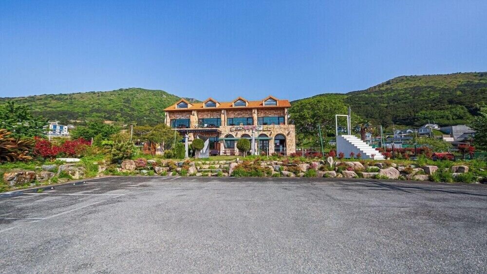 Grand Pension