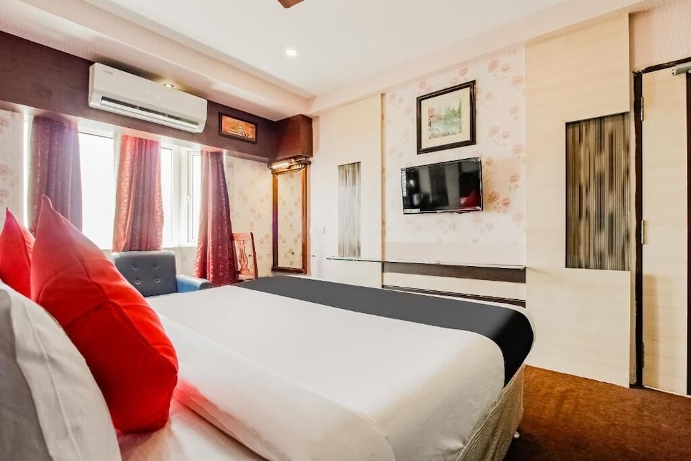 Hotel Raj view 3