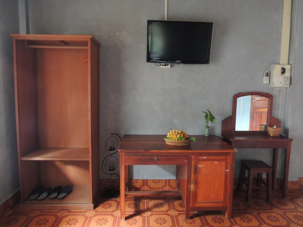 Mani Home & Hostel Luang Prabang view 5