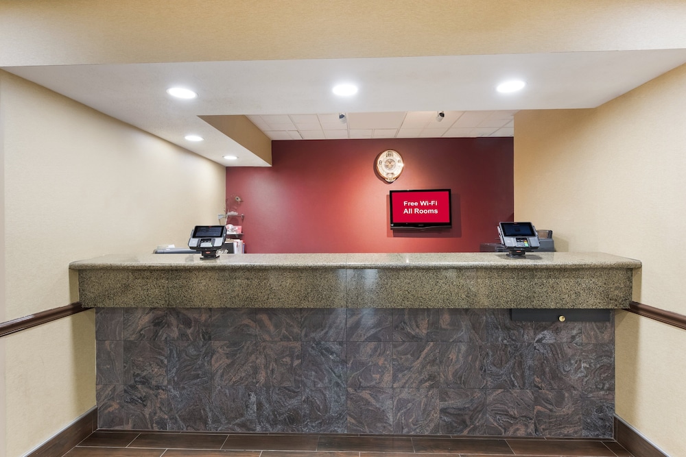 Red Roof Inn & Suites Columbus - West Broad-1