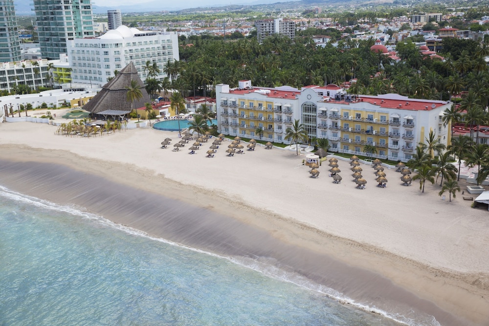 Puerto Vallarta Vacations - Krystal Vallarta - Property Image 1