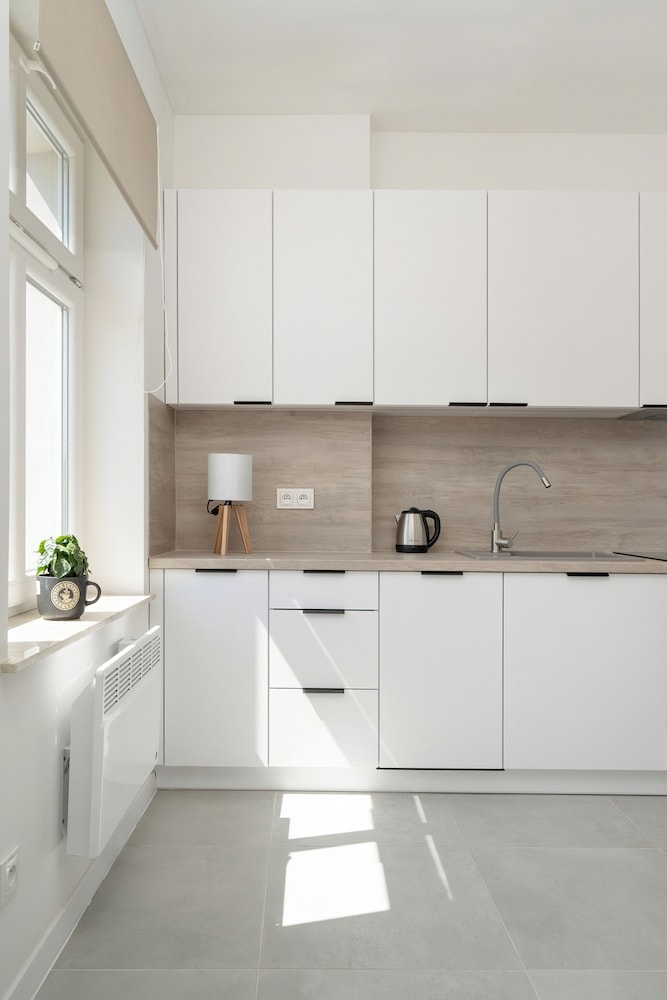 Comfortable Wroclaw Studio by Renters