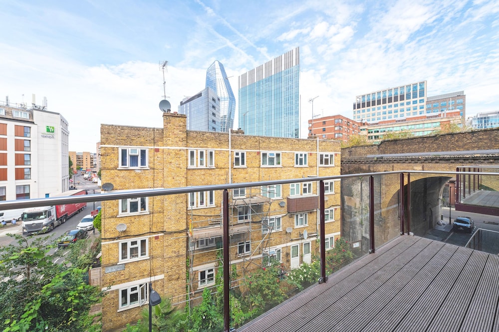 Accomodo London Southbank - Spacious & Elegant Apartments near Big Ben & London Eye