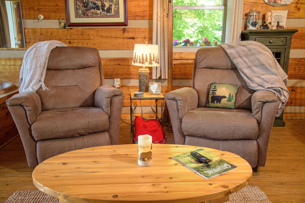 Just Us 2 1 Bedroom Cabin