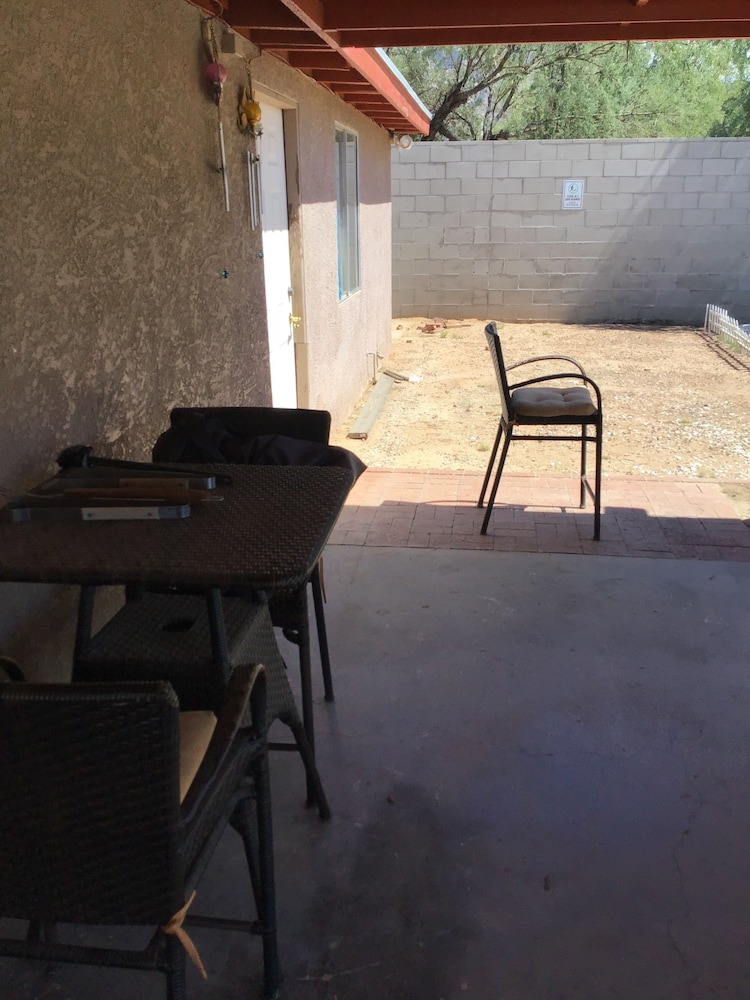 Photo 12