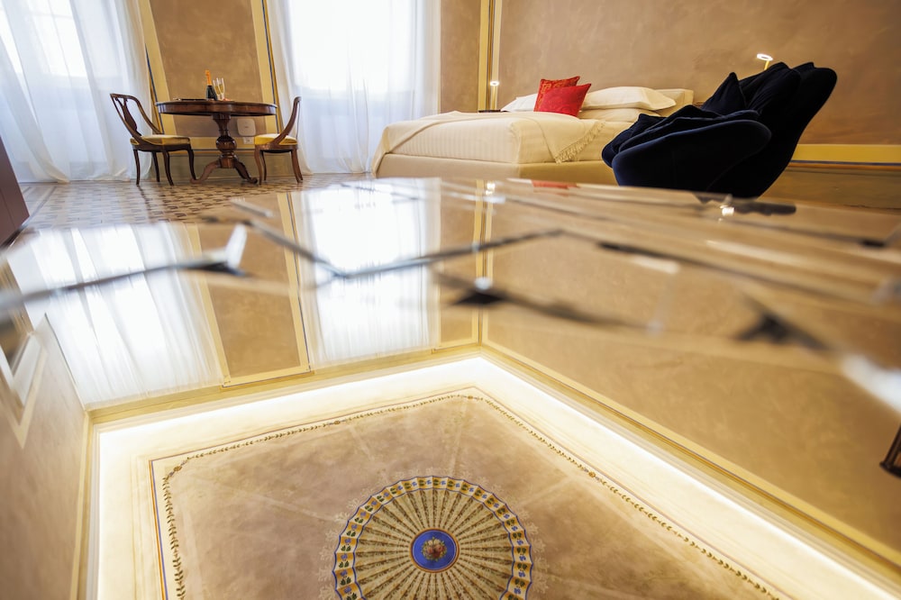 PALAZZO DELLA BIANCA- Royal Experience