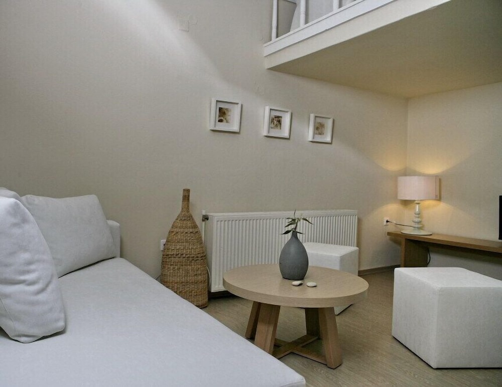 Oikies Small Elegant Houses photo 5