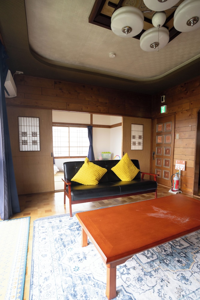 Gray house toya