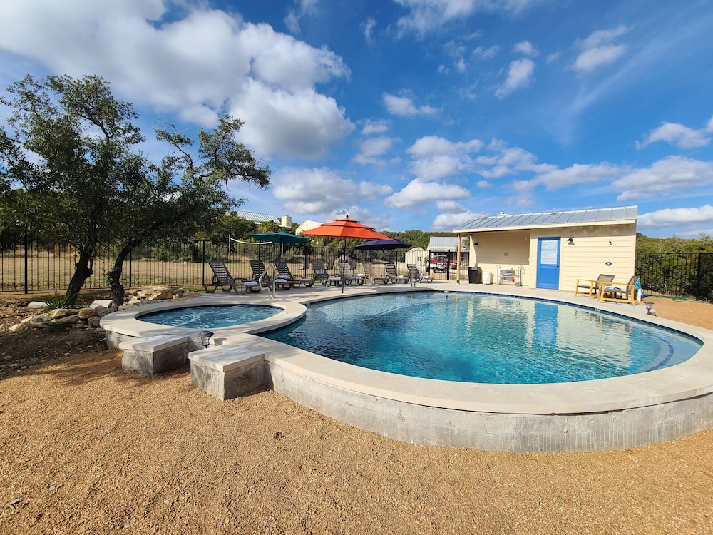 Hill Country Casitas