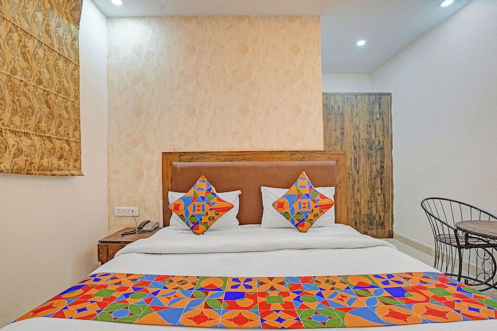 Fabhotel Dilnoor Stay