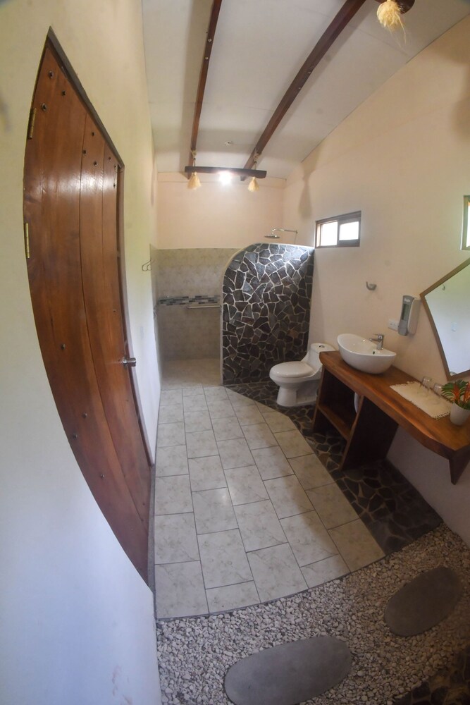 Tarcoles Birding Lodge