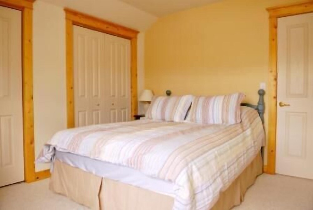 Mountain Modern 4 Bedroom Holiday Home By Pinon Vacation Rentals