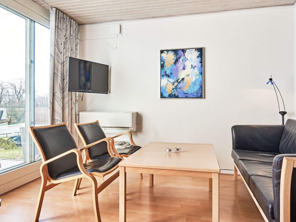 5 Person Holiday Home in Allinge-by Traum view 3