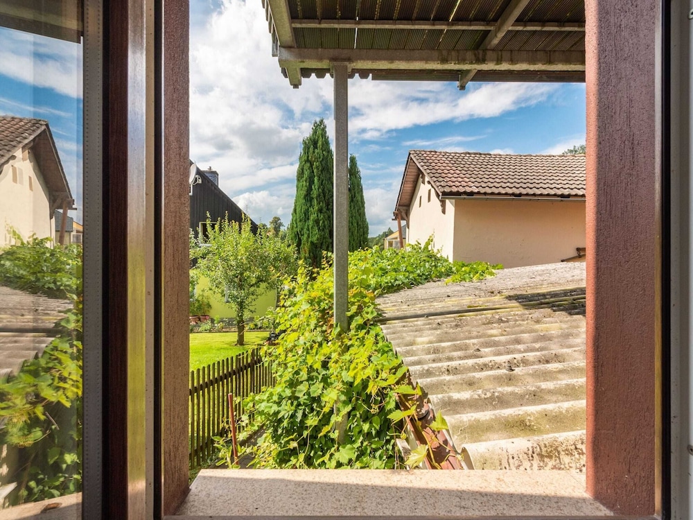 Modern Apartment in Sebnitz With a Terrace in Sebnitz