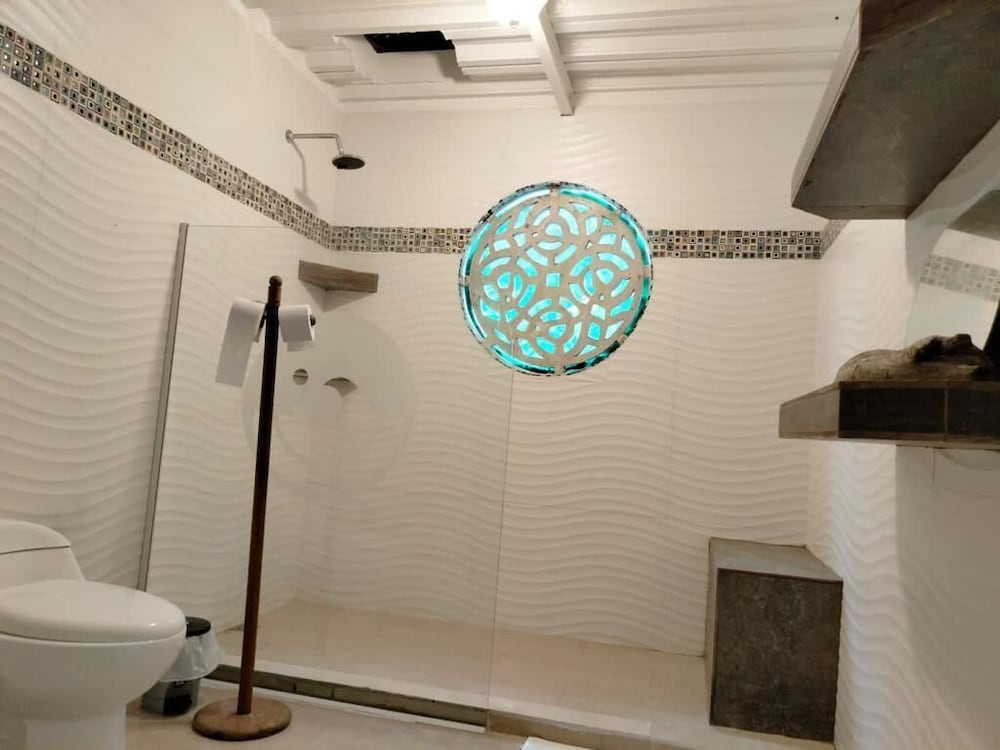 Tambo Marina Ecohostal - Hostel