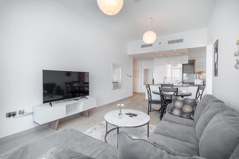 Luxury 1-bedroom in Dubai Marina That Sleeps 2